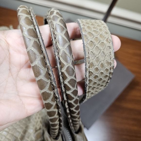 Hotic Very Nice Very Thick Leather Two Ways Shoulder Cross body Bag - Picture 10 of 12